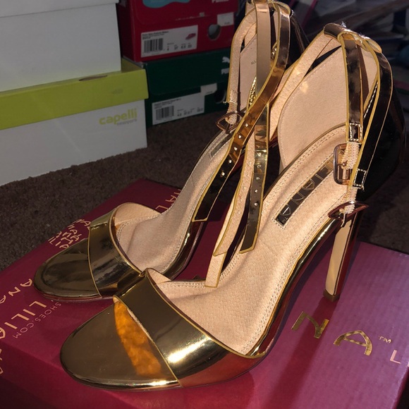 High heels - Picture 3 of 3